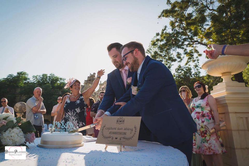 DEAN & ROSS wedding photo 2
