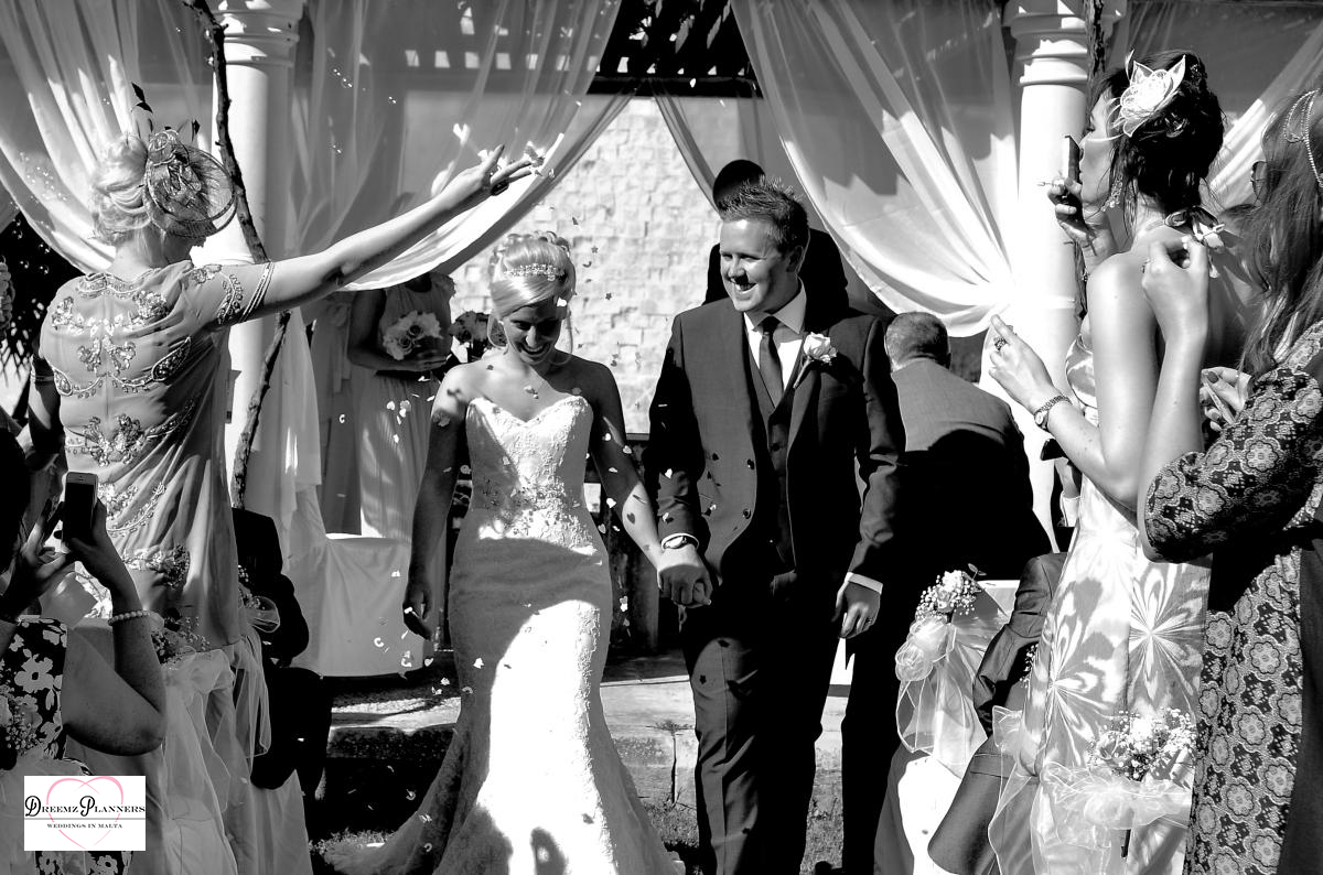 NICOLA & GARY wedding photo 6